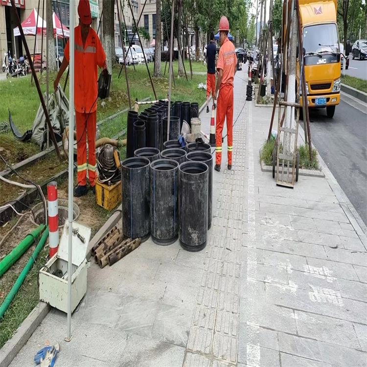 河口管道短管置换修复